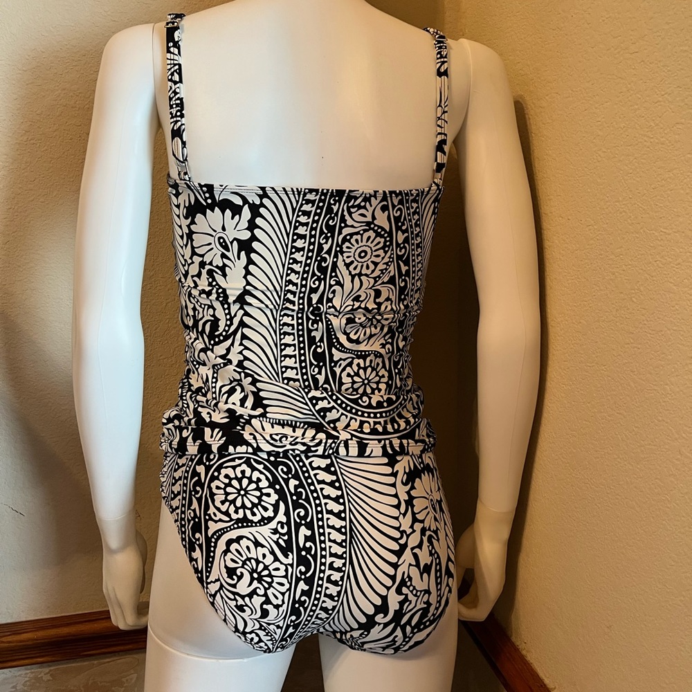 La Blanca twist front tankini - Picture 2 of 3